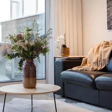 Relaxing Wellness Apartment With Sauna, Jacuzzi And 2 Terraces *