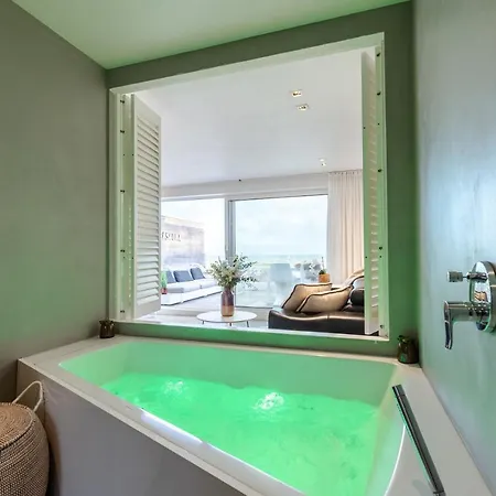 Relaxing Wellness Apartment With Sauna, Jacuzzi And 2 Terraces *